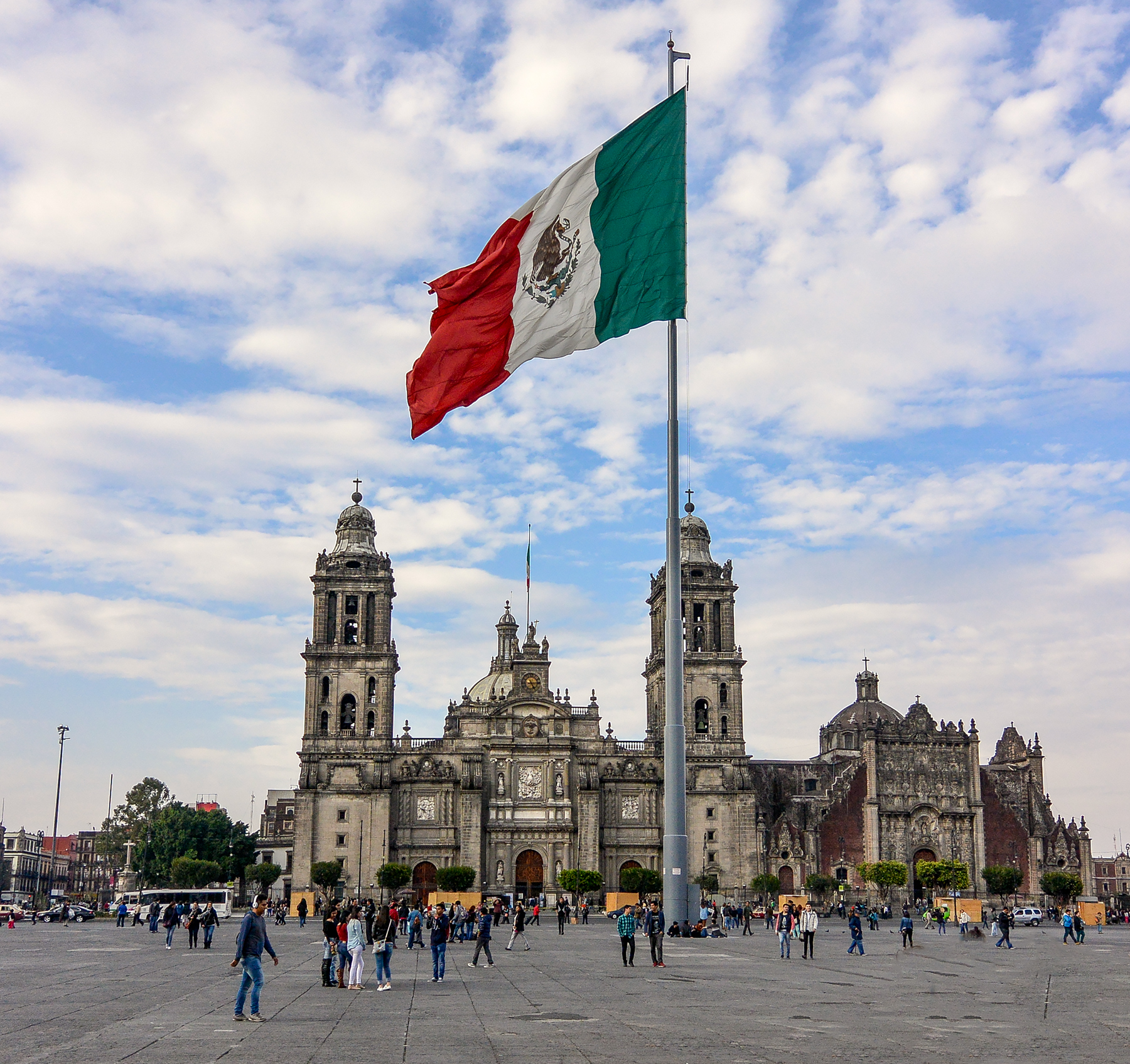 The Best things to do in Mexico City - Zocalo