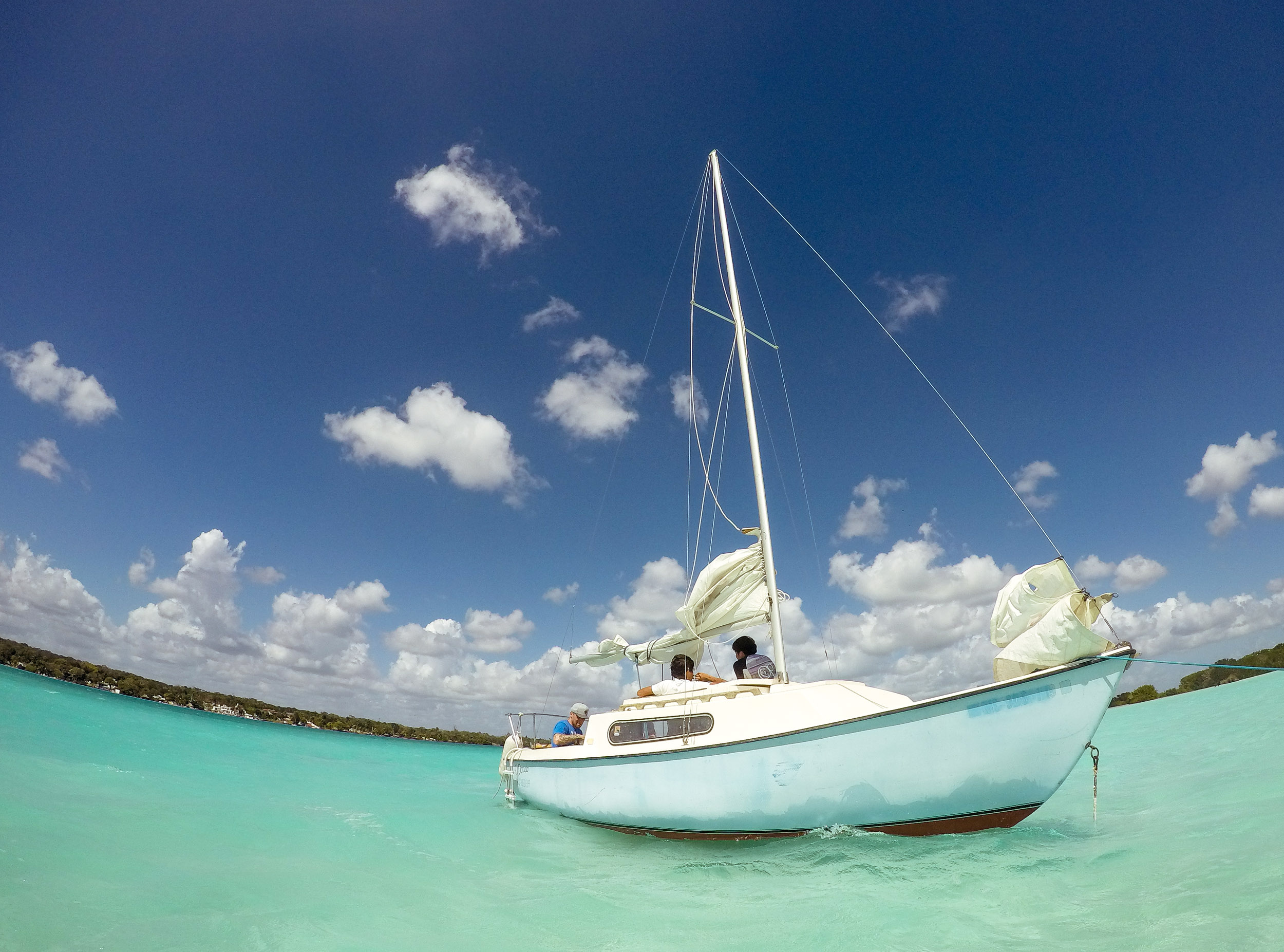 Bacalar, Mexico: The Best Way to See the Lagoon of 7 Colours