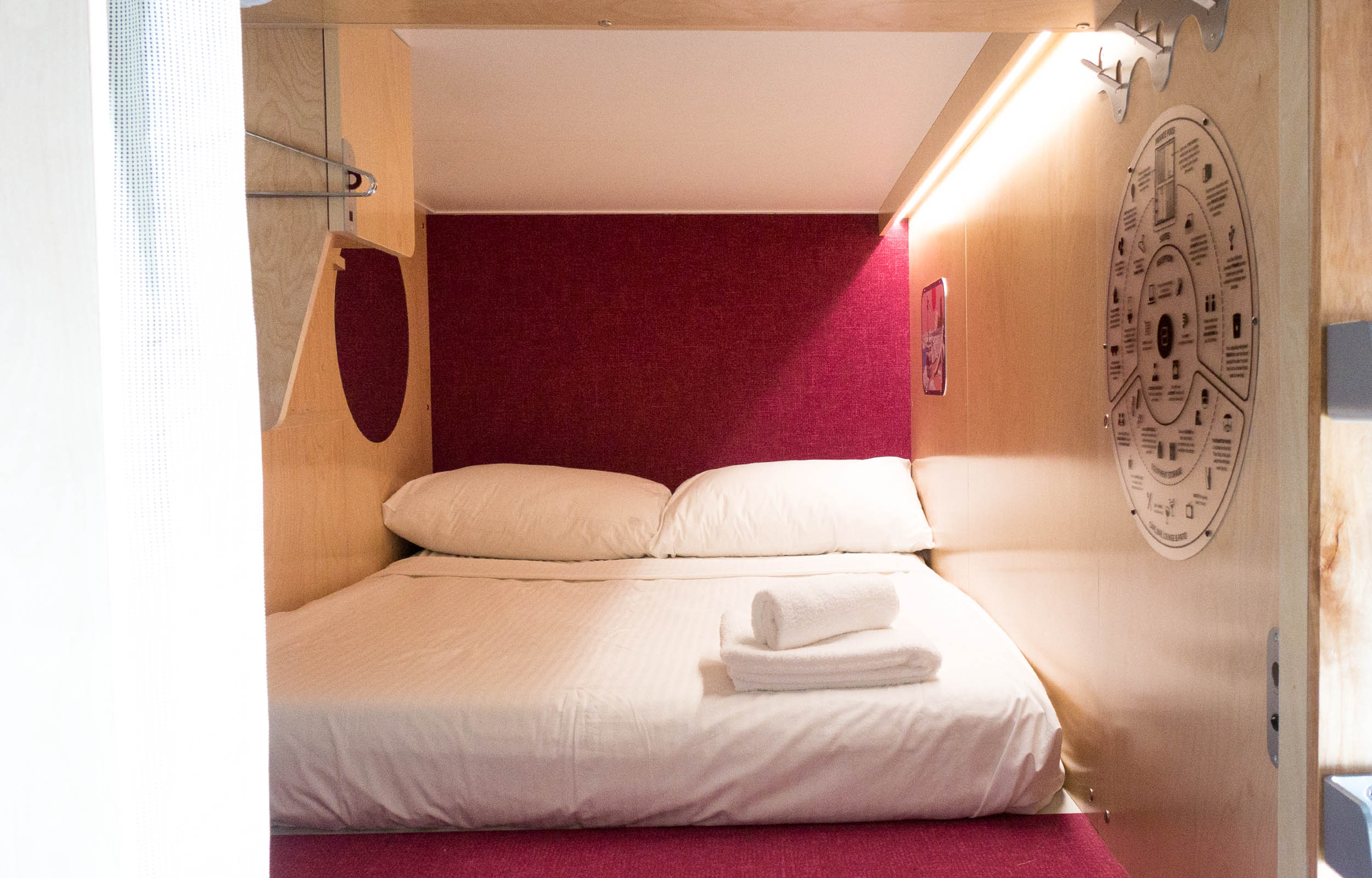 Whistler Capsule Hotel - Pangea Pod